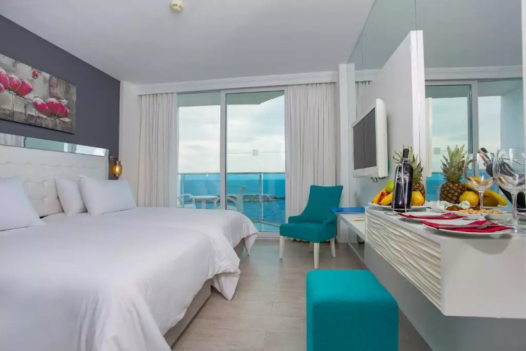 اتاق LE BLEU RESORT